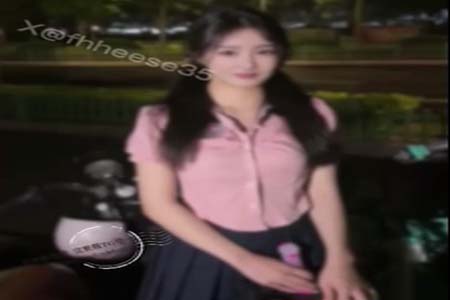 播音系05女大嫩妹『小美miyoki』绝美尤物 户外自行车装巨屌骑行自慰 骚水一直大腿往下流 反差系天花板